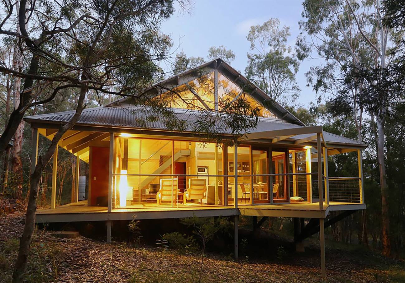 C2exteriorlightsonBombahPointTravellarksNSW Travellarks Getaways C2 exterior lights on Bombah Point Travellarks NSW