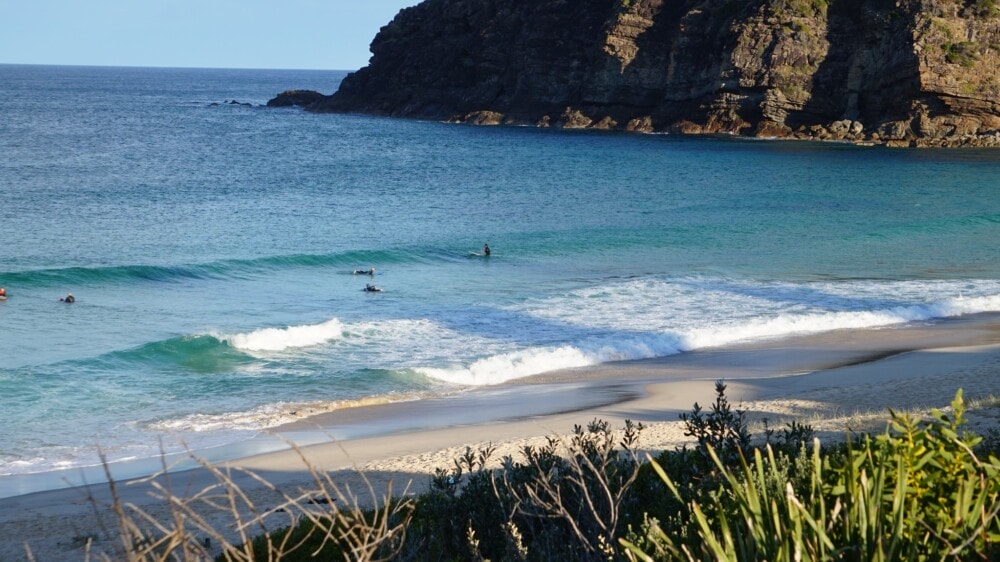 Moby's_Boomerang Beach - Travellarks Boomerang-Beach-Surfing-Travellarks-North-Coast-NSW