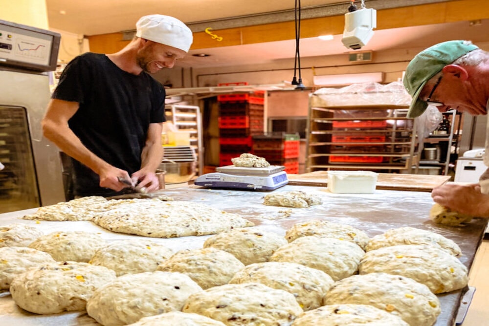 Hearthfire-fruit-loaf-local-ingredients-bakery. - Travellarks Hearthfire-fruit-loaf-local-ingredients-bakery-exploring-regional-bakeries-in-nsw