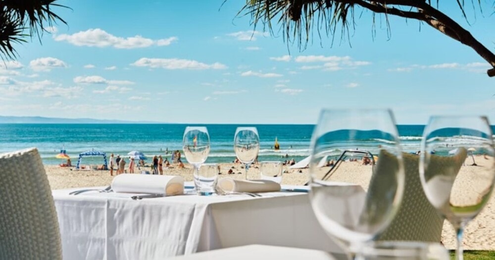 Sails-Restaurant-Noosa-QLD-Travellarks - Travellarks Sails-Restaurant-Noosa-QLD-Travellarks