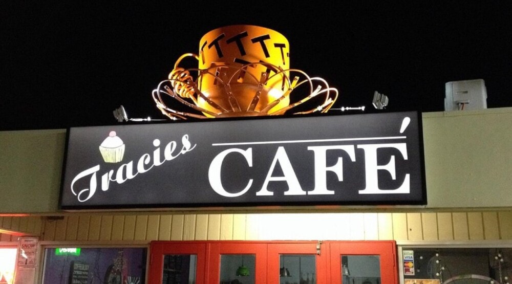 Tracies-Cafe-Jindabyne-NSW-Travellarks - Travellarks Tracies-Cafe-Jindabyne-NSW-Travellarks.jpg
