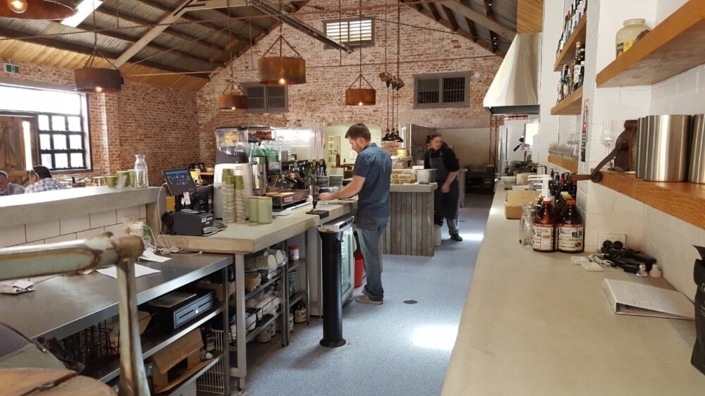 Coolamon-Cheese-Shop-Food-Preparation-Coolamon-NSW-Travellarks - Travellarks Coolamon-Cheese-Shop-Food-Preparation-Coolamon-NSW-Travellarks.