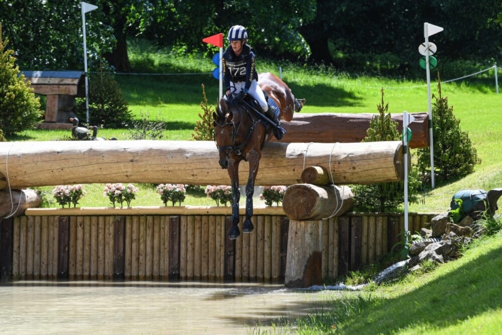 Hughie-Bramham-Waterjump-Sophia Hill-Equestrian-School-Victoria-Travellarks - Travellarks Hughie-Bramham-Waterjump-Sophia Hill-Equestrian-School-Victoria-Travellarks.jpg