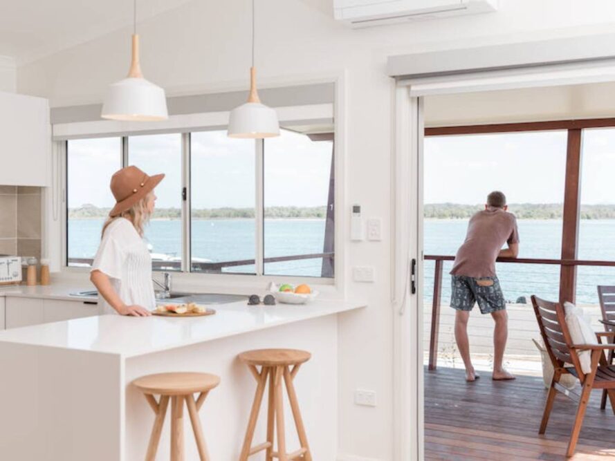salt-at-south-west-rocks-kitchen-couple-travellarks.jpg