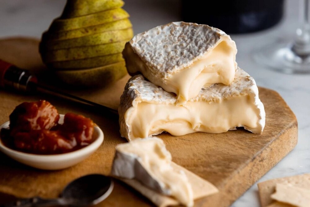 Bruny-Island-Cheese-Co-Cheeses-Queenstown_Tasmania-Travellarks - Travellarks Bruny-Island-Cheese-Co-Cheeses-Queenstown_Tasmania-Travellarks.jpg