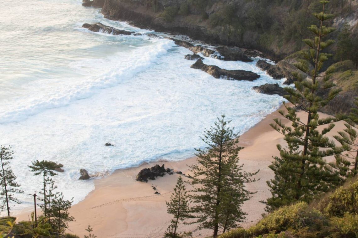 Anson-Bay-Norfolk-Island-Travellarks-accommodation-QLD.jpg