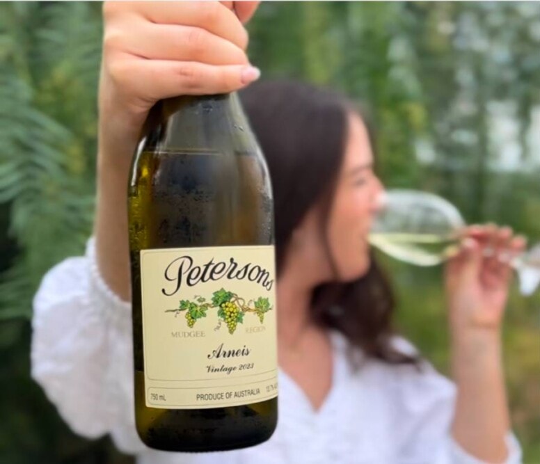 Petersons-Winery-Hunter-Valley-Travellarks - Travellarks Petersons-Winery-Hunter-Valley-Travellarks.jpg