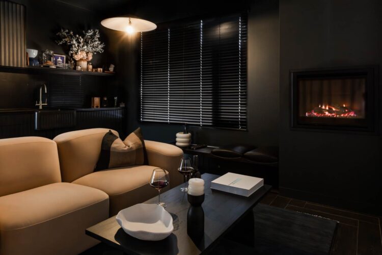 lounge-luxury-suites-tasmania-travellarks