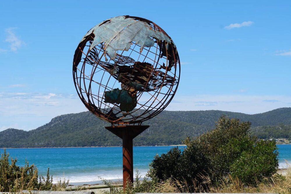 bruny-island-tasmania-global-sculpture-sheila-c-travellarks - Travellarks bruny-island-tasmania-global-sculpture-sheila-c-travellarks