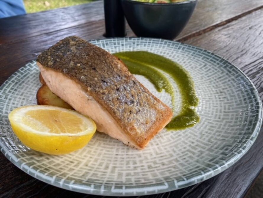 Ulmarra-Hotel-Gastro-pub-dining-Ulmarra-NSW-travellarks - Travellarks Ulmarra-Hotel-Gastro-pub-dining-Ulmarra-NSW-travellarks