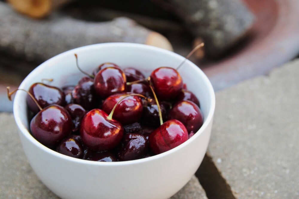 cherries-tom-dillon-roadtrips-Travellarks-qgtxrv5idabnzvdi711lbyf7nl0244901zqpc6hzww - Travellarks