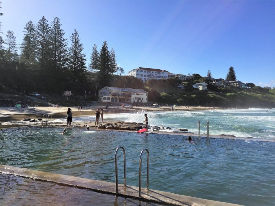 main-beach-yamba-nsw - Travellarks main-beach-yamba-nsw