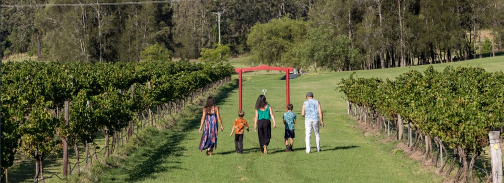 sculpture-walk-winmark-wines-justin-aveling-travellarks - Travellarks