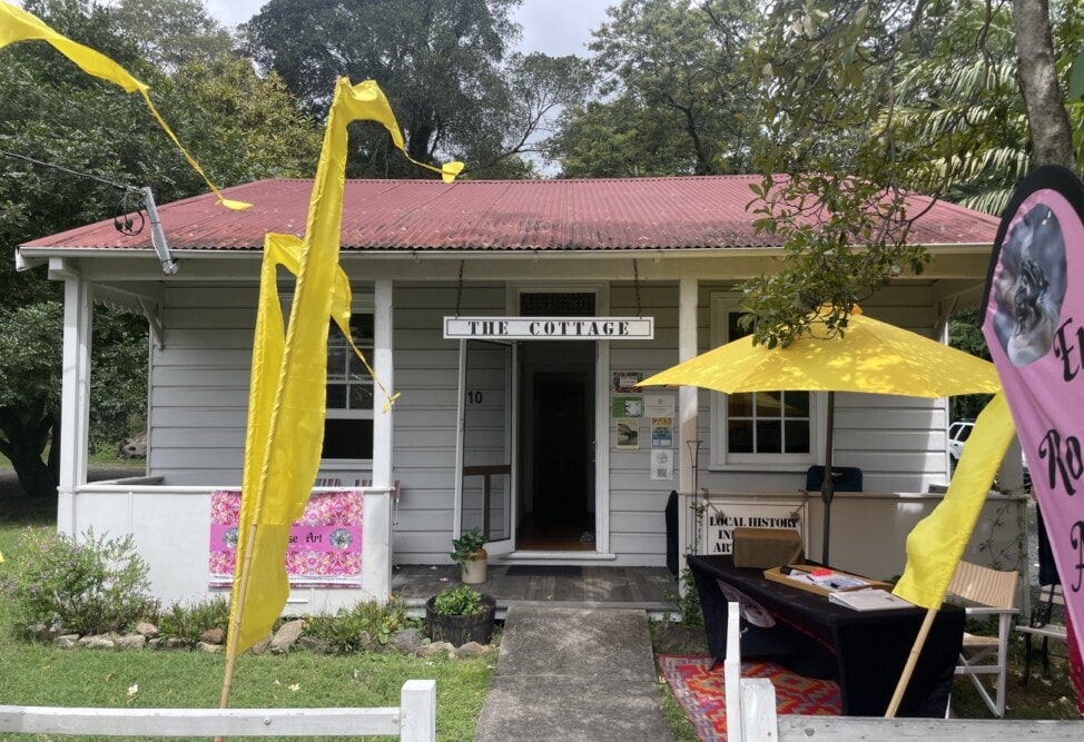 TheCottageatBrooklynHawkesburyRiverNSWTravellarks  Travellarks Getaways The Cottage at Brooklyn Hawkesbury River NSW Travellarks