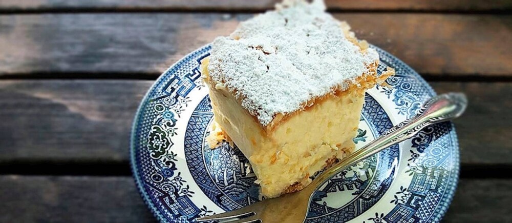 WorldsGreatestVanillaSliceRossBakeryTravellarksroadtrips Travellarks Getaways Worlds Greatest Vanilla Slice Ross Bakery Travellarks roadtripsjpg