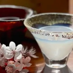 Cambridge-House-Geeveston-TAS-Travellarks-drinks