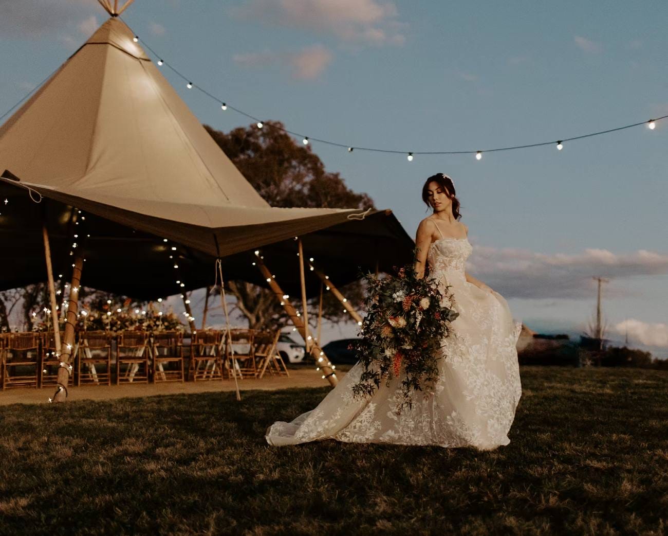 BrideTheRedHillNestGlanmireKylieHobbyPhotography Travellarks Getaways Bride The Red Hill Nest Glanmire Kylie Hobby Photographyjpg