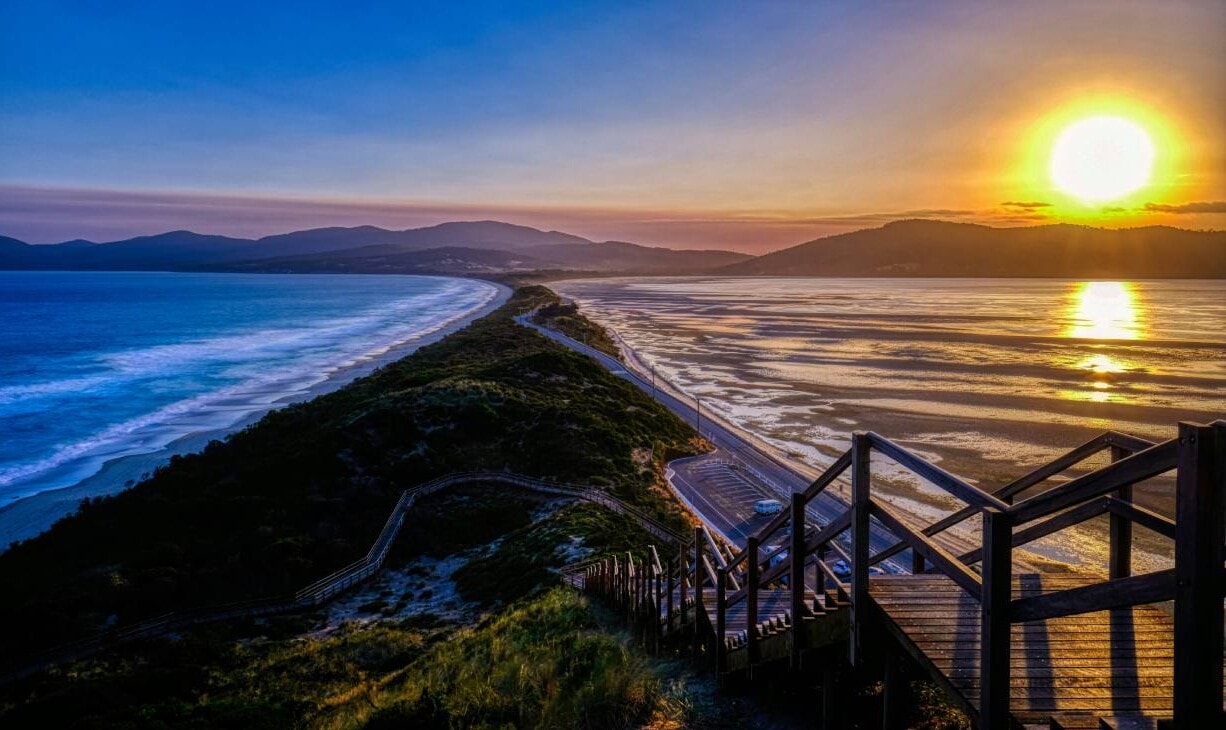 Bruny-Island-Neck-Tasmania - Photo Credit- Shaun-Robinson
