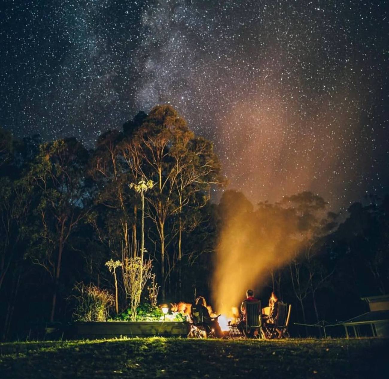 StarryNightfirepitBombahPointEcoCottagesTravellarksNSW Travellarks Getaways Starry Night firepit Bombah Point Eco Cottages Travellarks NSW