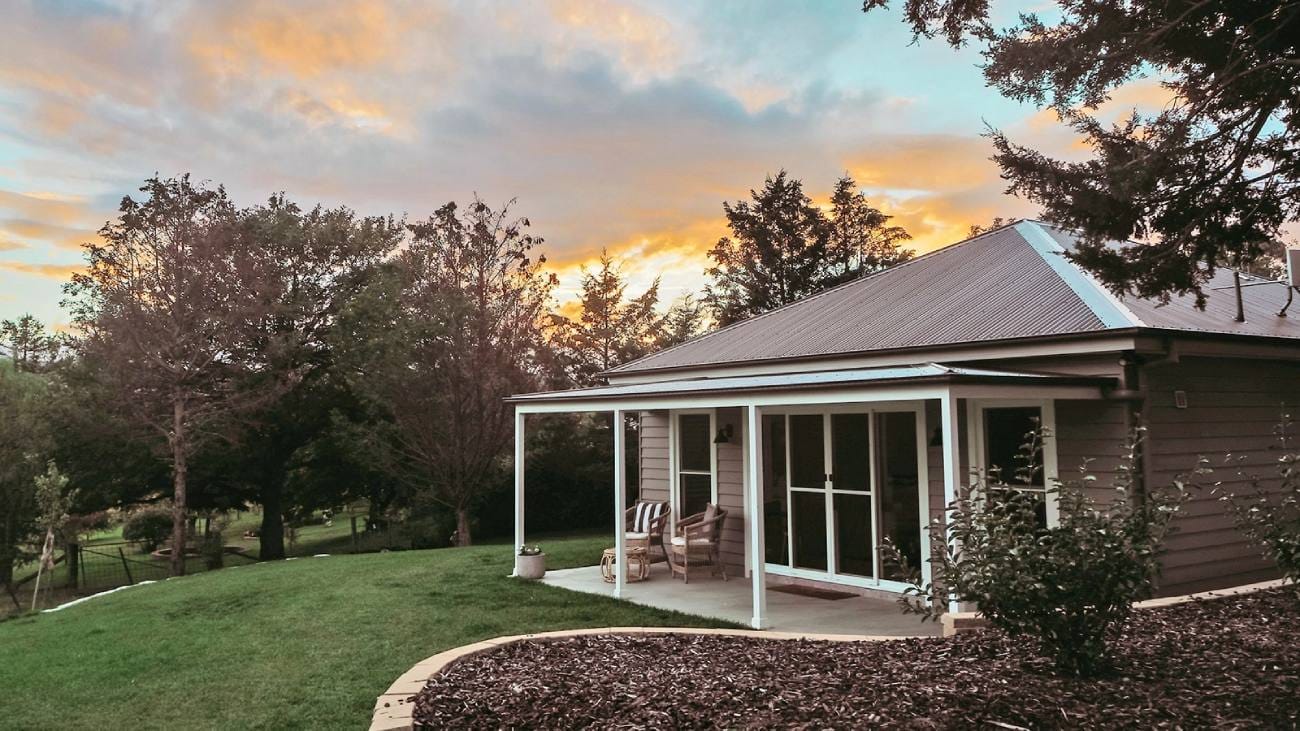 TheRedHillNestGlanmiresunsetTravellarksNSW Travellarks Getaways The Red Hill Nest Glanmire sunset Travellarks NSWjpg