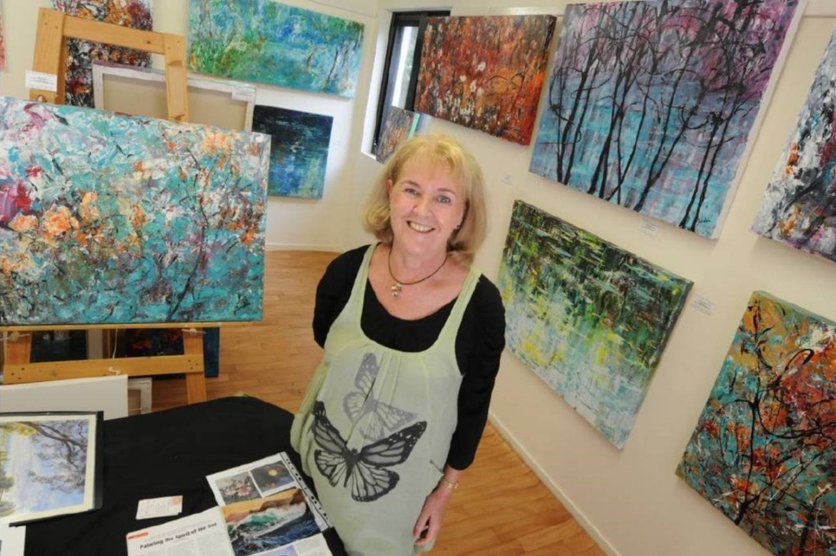 TrishaFitzpatrickArtistSeaFusionBlueysBeachTravellarksNSW Travellarks Getaways Trisha Fitzpatrick Artist Sea Fusion Blueys Beach Travellarks NSW