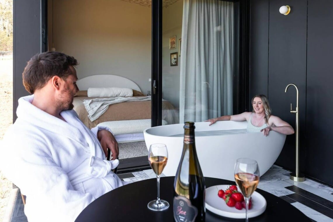 Wherewithall-couples-suites-summer-coolcation-travellarks-Tasmania