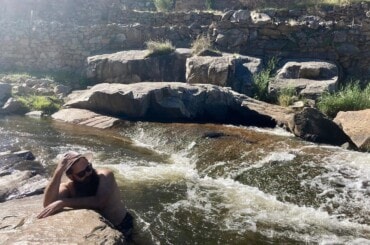 Adelong-Falls-swim-Mt-Adrah-NSW-Travellarks- Getaways