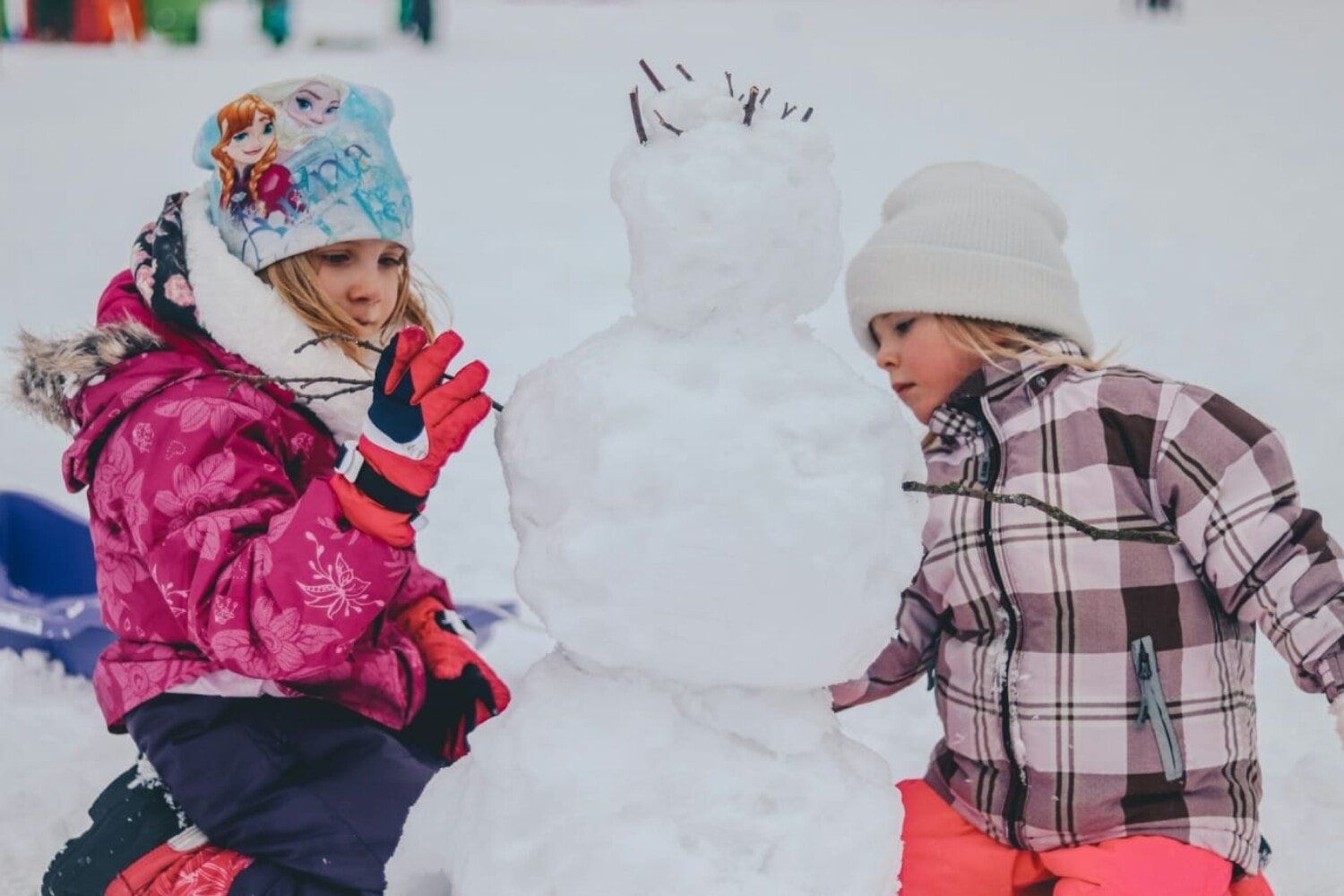 Snowman-sisters-photography-Ethan-Hu-Travellarks Snowman-sisters-photography-Ethan-Hu-Travellarks.jpg